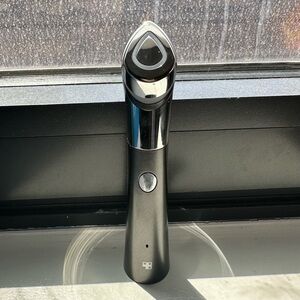 Medicube Age-R Booster-H Device